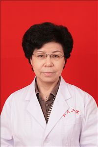 張筠