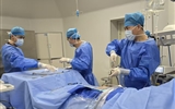 蘭大二院完成甘肅省首例胸椎中上段后縱韌帶骨化經(jīng)側(cè)入路內(nèi)鏡下骨化物切除手術(shù)，突破高風(fēng)險(xiǎn)脊柱疾病微創(chuàng)治療瓶頸
