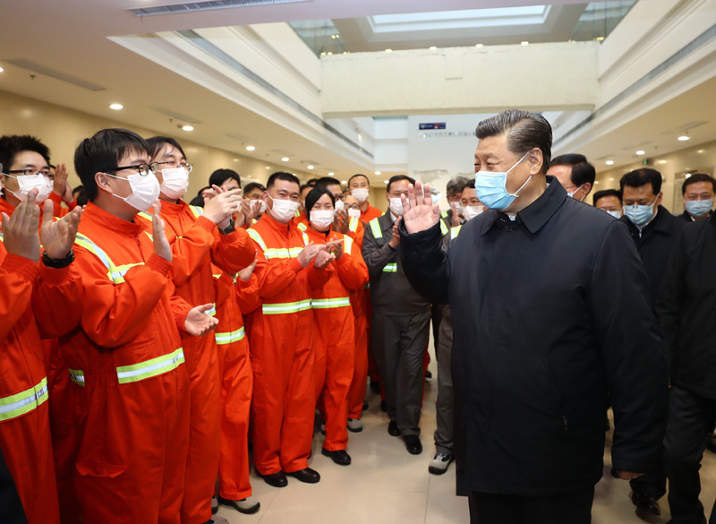 3月29日至4月1日，中共中央總書記、國家主席、中央軍委主席習近平在浙江考察。這是3月29日，習近平在寧波舟山港穿山港區(qū)，同港口職工代表親切交流。