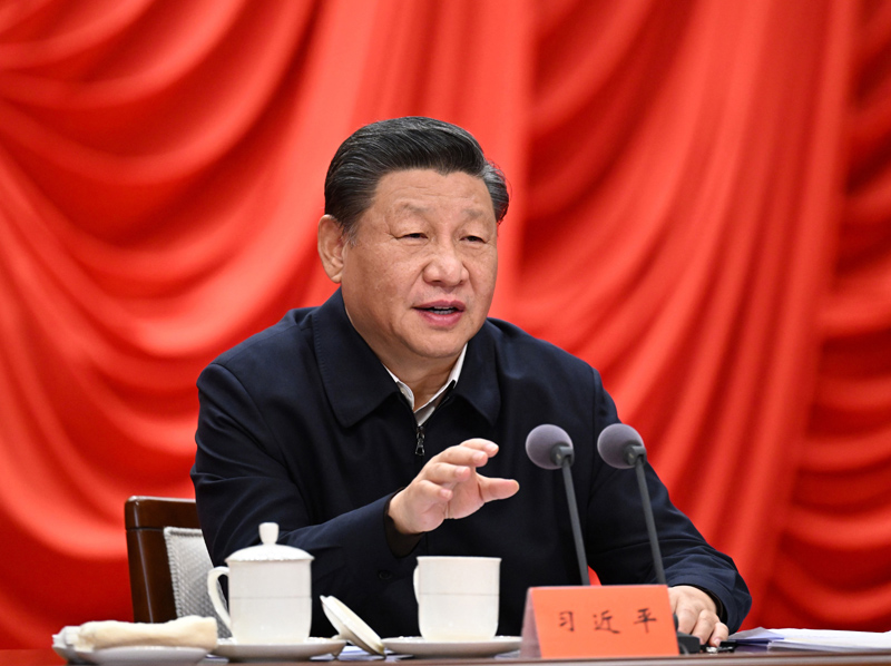 　　1月11日，省部級(jí)主要領(lǐng)導(dǎo)干部學(xué)習(xí)貫徹黨的十九屆六中全會(huì)精神專題研討班在中央黨校（國家行政學(xué)院）開班。中共中央總書記、國家主席、中央軍委主席習(xí)近平在開班式上發(fā)表重要講話。新華社記者 李學(xué)仁 攝