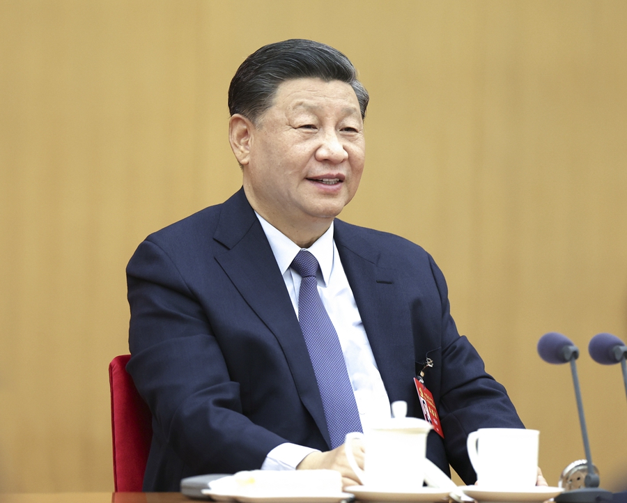 10月17日，習(xí)近平同志參加黨的二十大廣西代表團(tuán)討論。