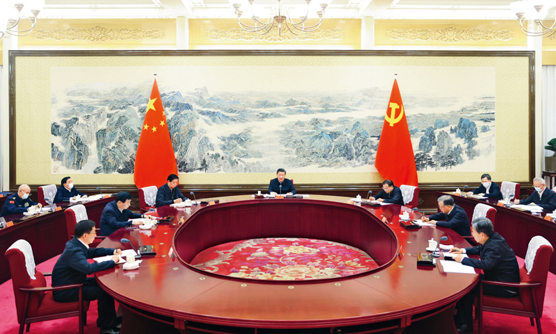 　　2021年12月27日至28日，中共中央政治局召開黨史學習教育專題民主生活會，中共中央總書記習近平主持會議并發(fā)表重要講話。 新華社記者 鞠鵬/攝